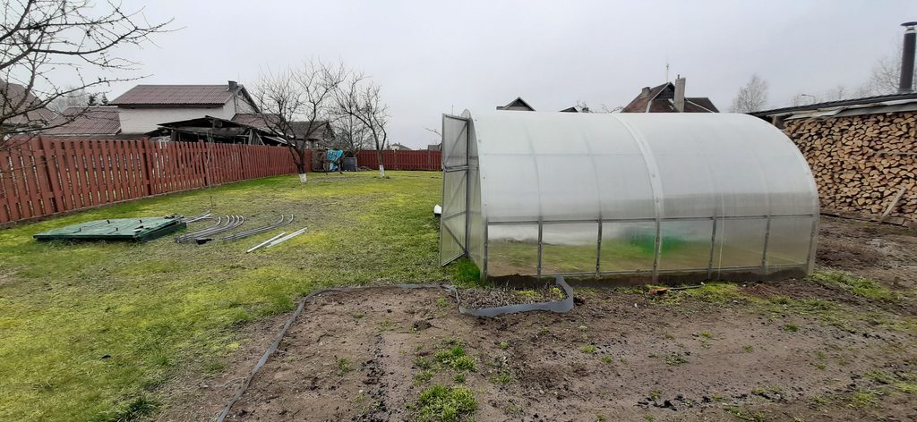 4m polycarbonate greenhouse before extension