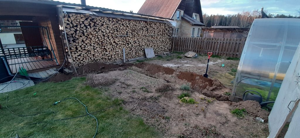Underground power to my greenhouse cable route